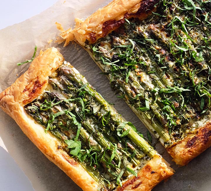 Asparagus & sorrel tart